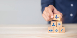 How Life Insurers Can Improve Policyholder Support During Policy Issuance and Onboarding
