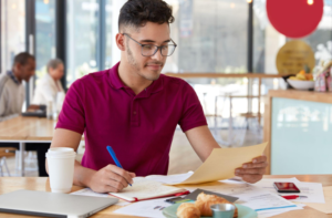 How Personalized Tutoring Helps Faridabad Students Crack Competitive Exams (JEE & NEET)